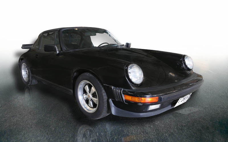 1985 Porsche 911 Carrera Targahttps://www.firstcarclassic.com/wp-content/uploads/2015/01/black-porsche-firstcarclassic-dubai-11.jpghttps://www.firstcarclassic.com/wp-content/uploads/2015/01/black-porsche-firstcarclassic-dubai-11-300x300.jpg