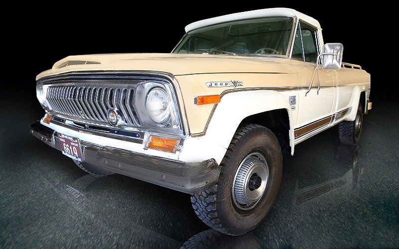 1973 Jeep J-4000https://www.firstcarclassic.com/wp-content/uploads/2015/03/tan-jeep-dubai-firstcarclassic-0.jpghttps://www.firstcarclassic.com/wp-content/uploads/2015/03/tan-jeep-dubai-firstcarclassic-0-300x300.jpg